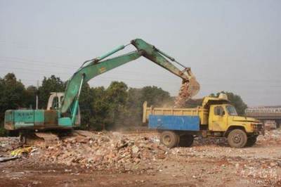 西安曲江新区与北郊垃圾清运运费解析 建筑垃圾（土石方）运输计费依据